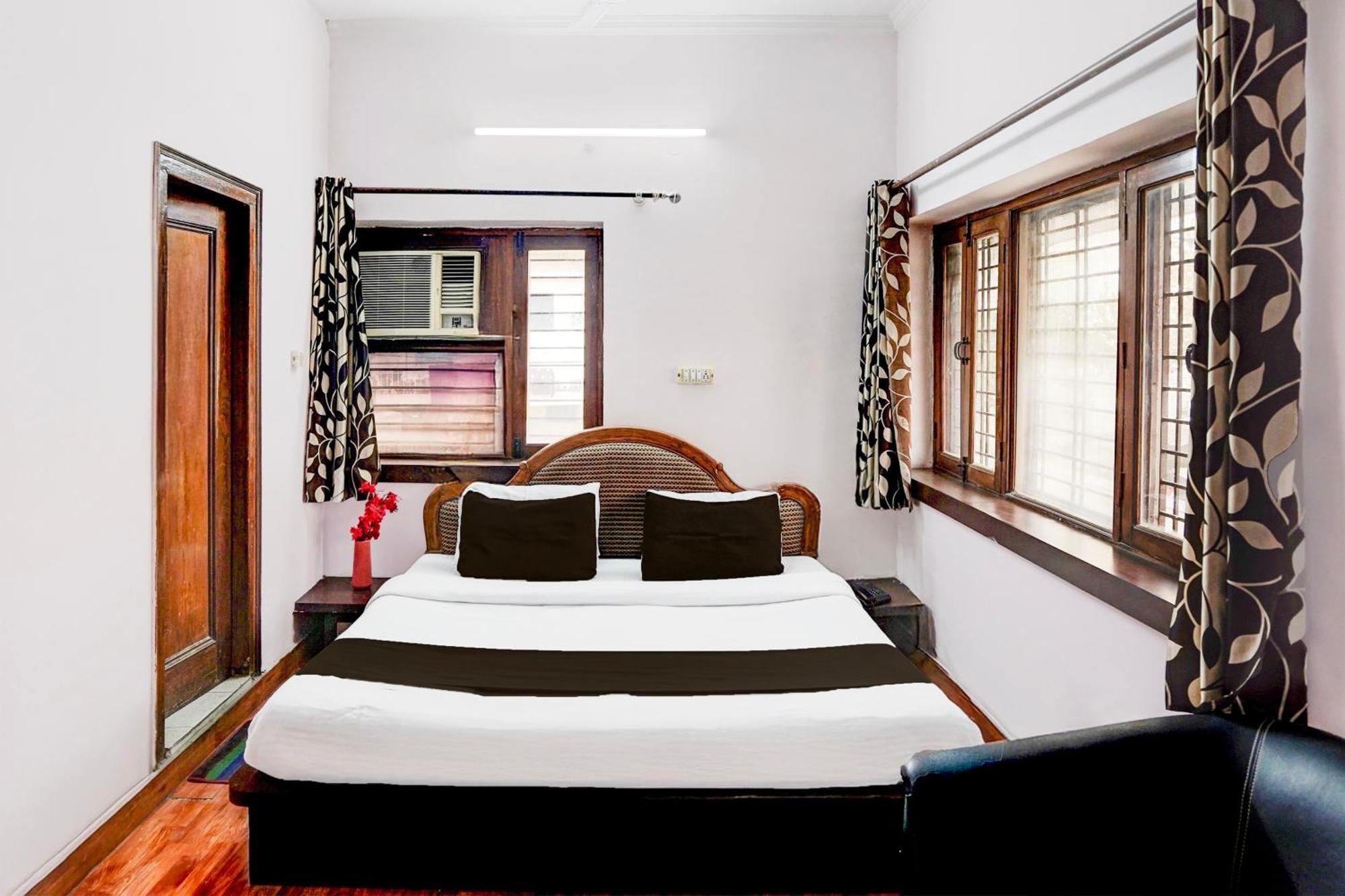 Super Hotel O Krishna Nagar Chowk Near Ongc Dehradun Exterior photo
